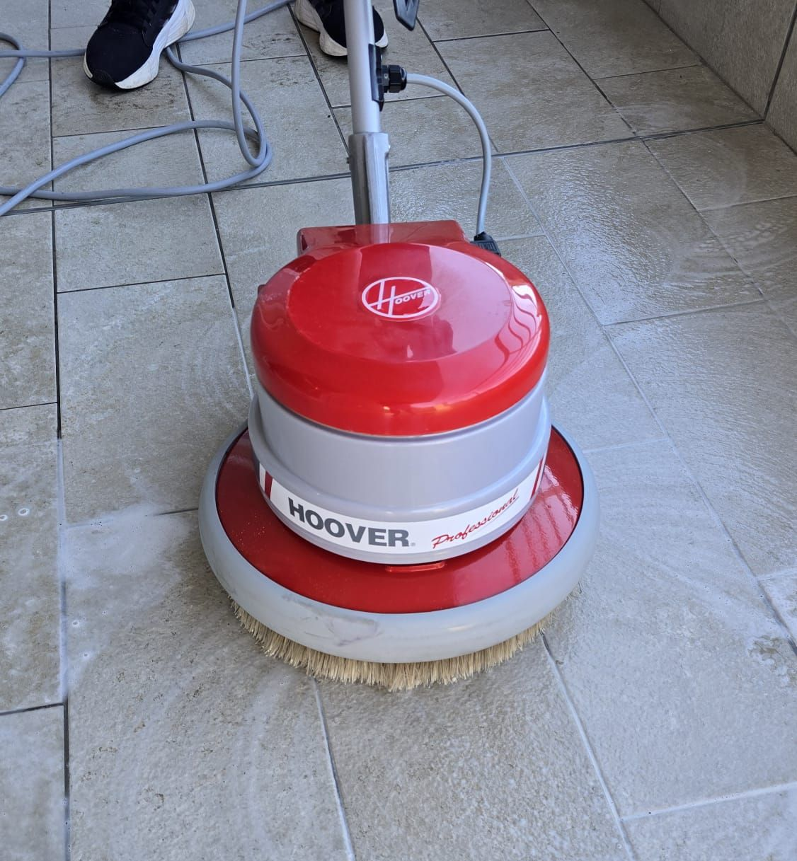 ditta pulizie pavimenti con monospazzola roma