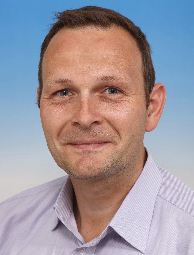 Dieter Grossenberger MBA, Geschäftsführung