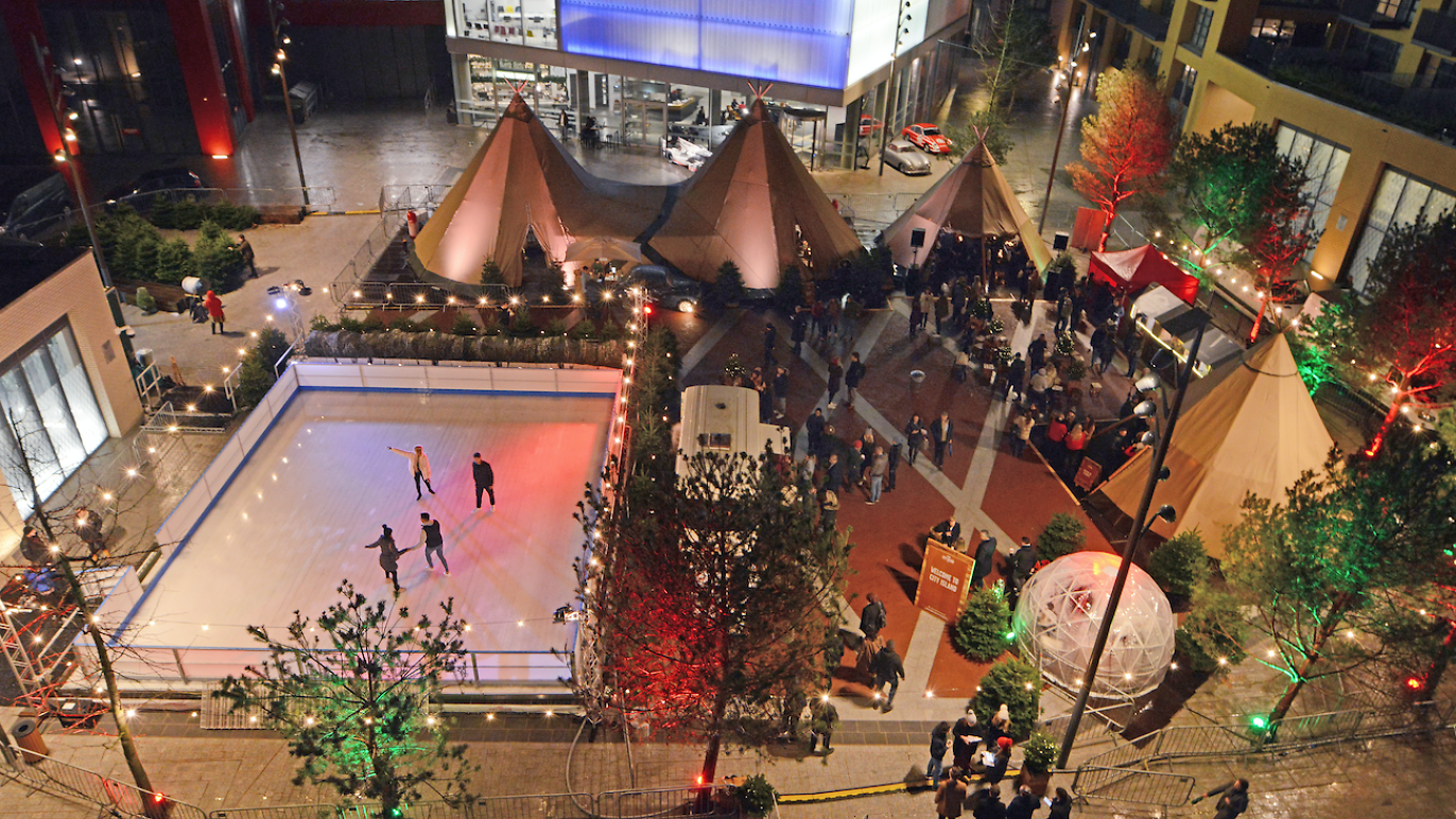 Aerial view of small skating rink at City Island central London