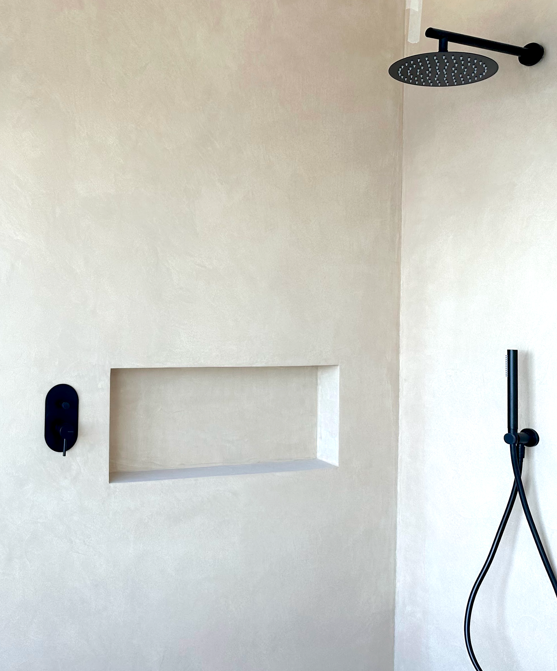 Cuarto de baño con microcemento