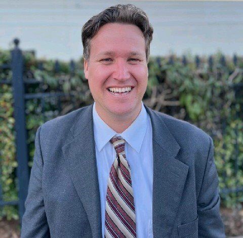 Picture of Roy Brown, Office