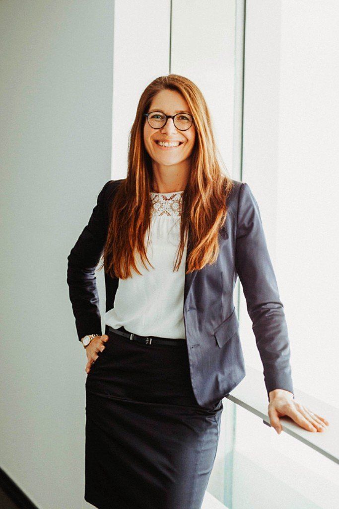 Durch meine Beratungsleistung profitieren Sie von meiner langjährigen Erfahrung in der Beratung und Prüfung von Bilanzierungsfragen bei Unternehmen verschiedener Branchen und Größe, insbesondere Kreditinstitute und Finanzdienstleister. Meine Schwerpunkte dabei sind Umsetzungsprojekte für gesetzliche Anforderungen nach HGB und IFRS sowie Transaktionen im Rahmen der Unternehmensstrategie. Durch meine Beratungsleistung profitieren Sie von meiner langjährigen Erfahrung in der Beratung und Prüfung von Bilanzierungsfragen bei Unternehmen verschiedener Branchen und Größe, insbesondere Kreditinstitute und Finanzdienstleister. Meine Schwerpunkte dabei sind Umsetzungsprojekte für gesetzliche Anforderungen nach HGB und IFRS sowie Transaktionen im Rahmen der Unternehmensstrategie.