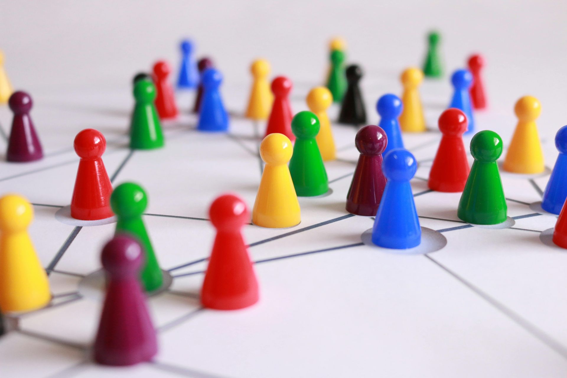 Prozess oder Mensch? Warum gute Führung beides braucht Bild: Pixabay)