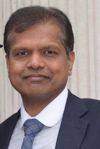 Mr.Subramonian, Private Urologist specialising in kidney stone disease, Ureteroscopy and laser surgery for stones and keyhole surgery for stones