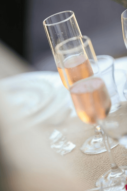 Private chef for your events & special occasions Pink champagne for the best tables
