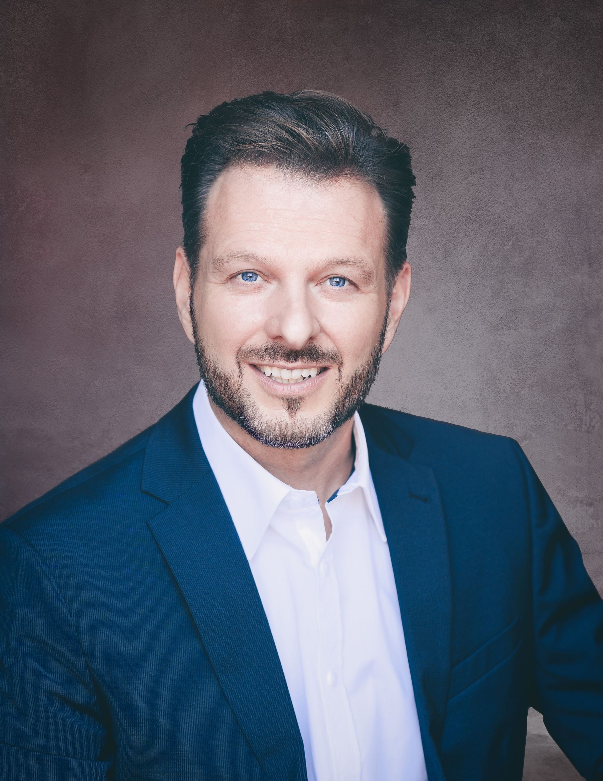 Marketingleiter von Stadtwerke Bochum empfiehlt das Resilienztraining von Waldfulness Coaching und Training Köln.