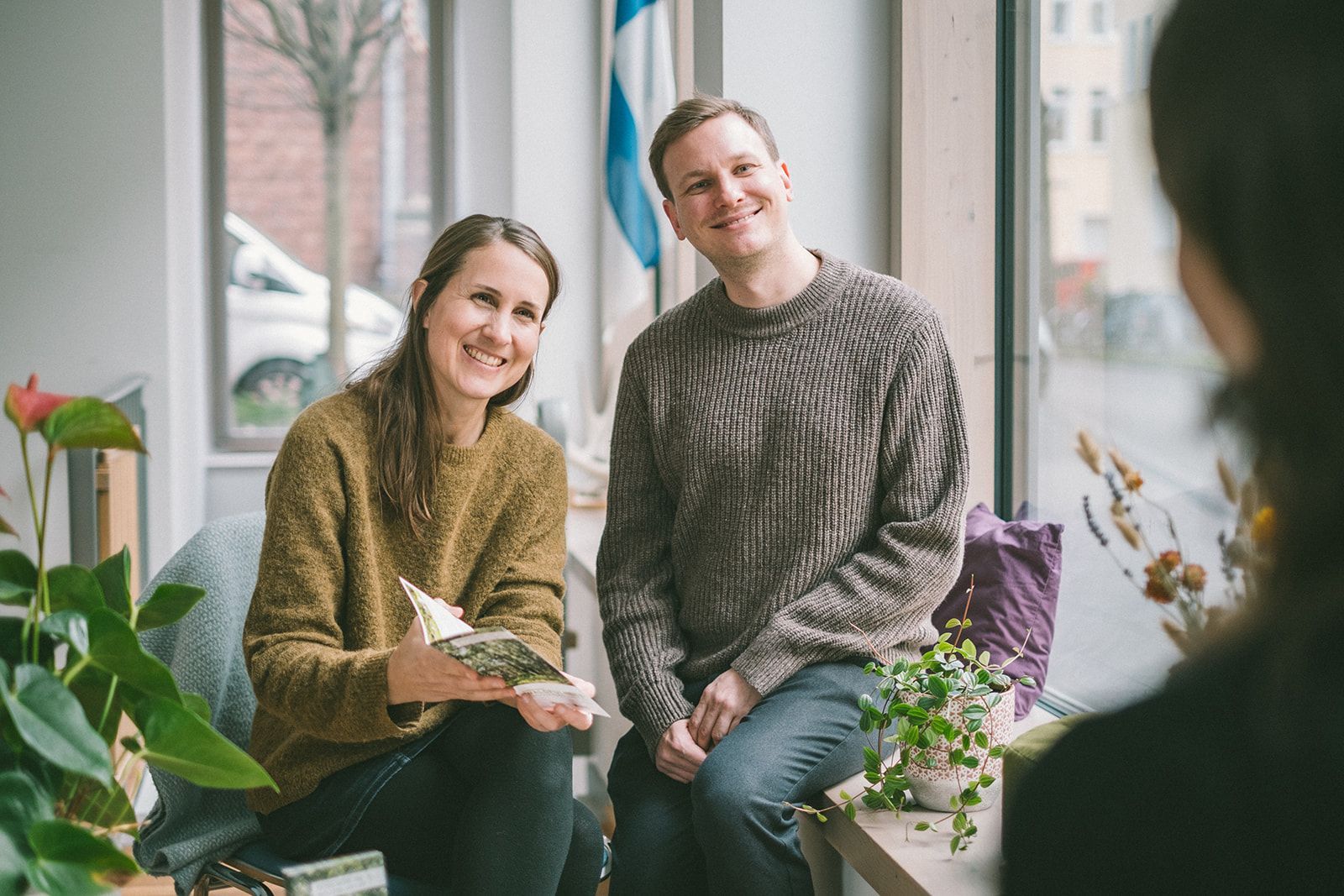 Kontaktiere uns, wir sind professionelle und authentische zertifizierte Coaches und Trainer in Köln.