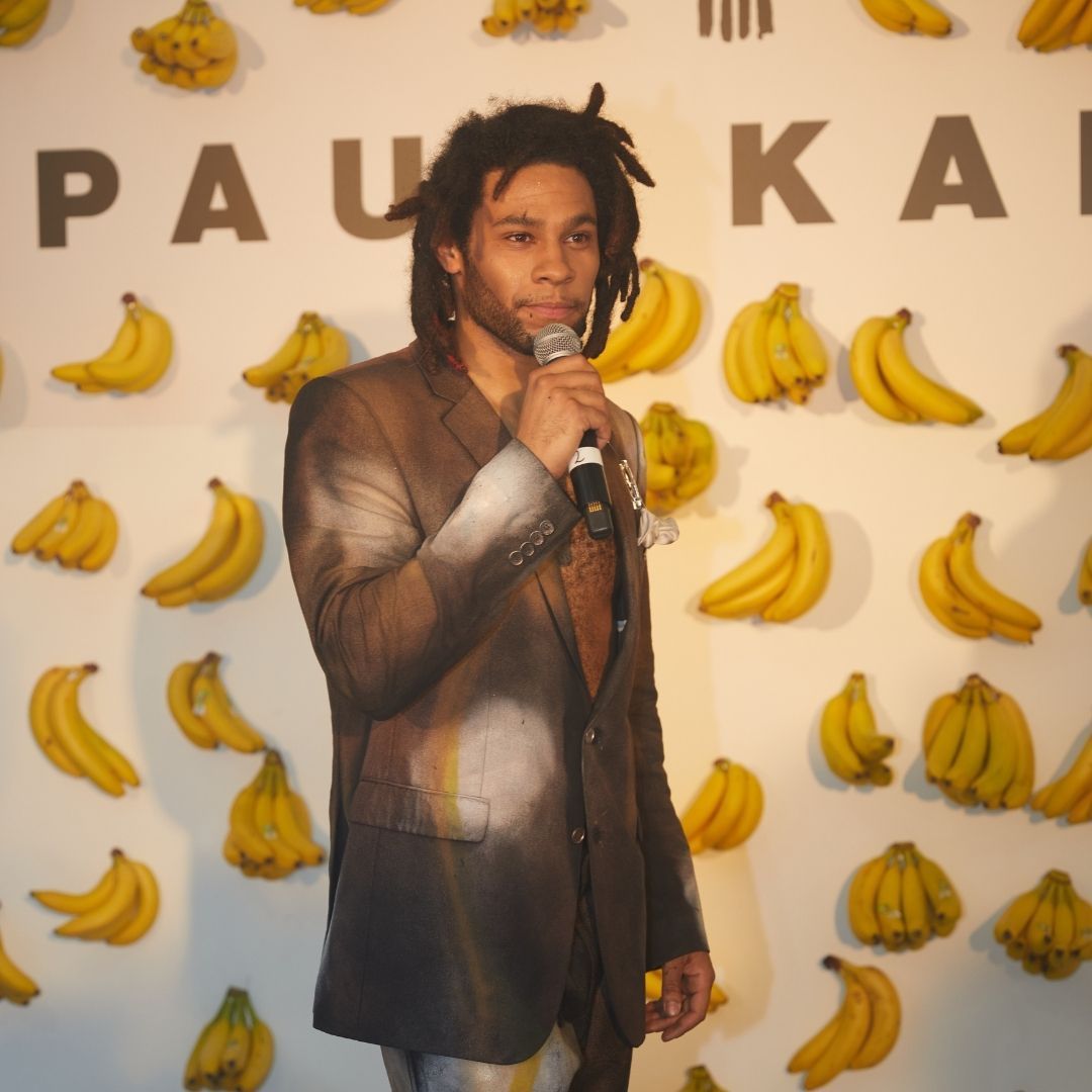 shop sustainable fashion, handcraft, innovation, trendy clothes and accessories, ethically made, eco-conscious, upcycling fashion, All, New, Full Body, Dress, Suit, Overall, Tos, Tank Top, T-Shirt, Polo, Sweatshirt, Pullover, Hoodie, Vest, Blazer, JAcket, Bottoms, Skirt, Short, Pants, Accessories, Hat, Bag, Softwear, Hardwear, Footwear, Do It Yourself, Banana Silk
Kaufen Sie nachhaltige Mode, Handarbeit, Innovation, trendige Kleidung und Accessoires, ethisch hergestellt, umweltbewusst, Upcycling-Mode, Alles, Neu, Ganzkörper, Kleid, Anzug, Overall, Tos, Tanktop, T-Shirt, Polo, Sweatshirt, Pullover, Hoodie, Weste, Blazer, Jacke, Unterteile, Röcke, Shorts, Hosen, Accessoires, Mütze, Tasche, Softwear, Hardwear, Schuhe, Do It Yourself, Bananenseide