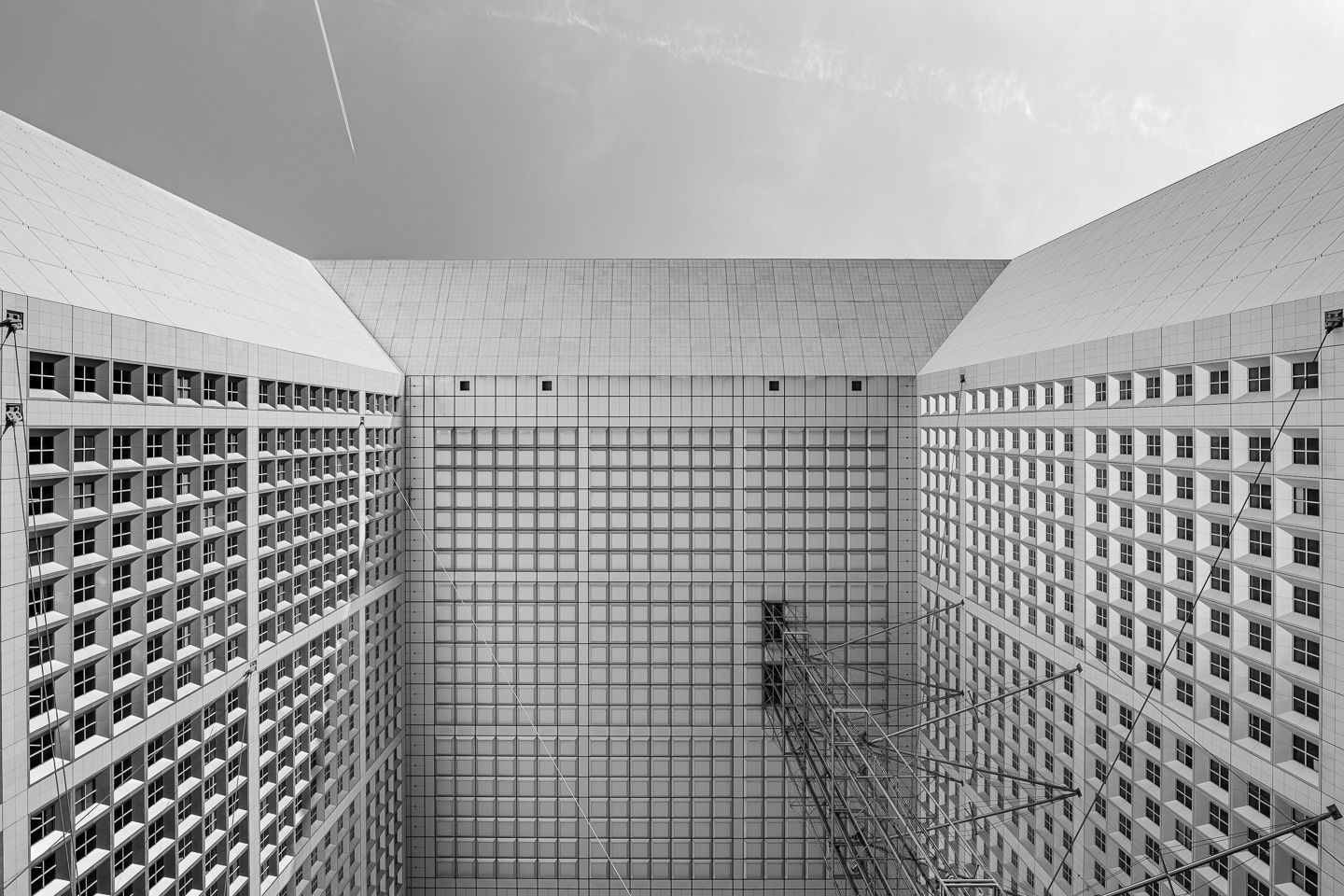 Grande Arche de la Défense - France