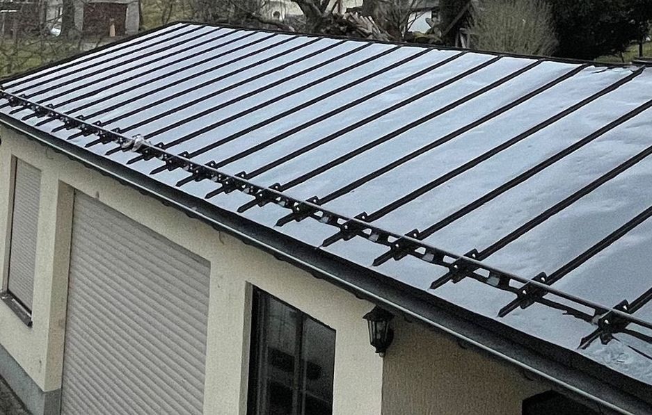 Doppelstehfalzdeckung mit Kupferblech.