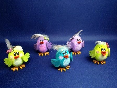 kleine lustige Vögel