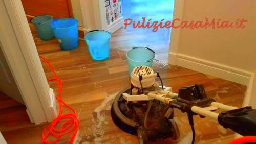pulizie pavimenti Roma pulizie pavimenti con monospazzola