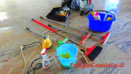 pulizie pavimenti con monospazzola