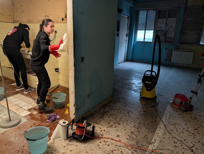 foto pulizie cucina appartamento