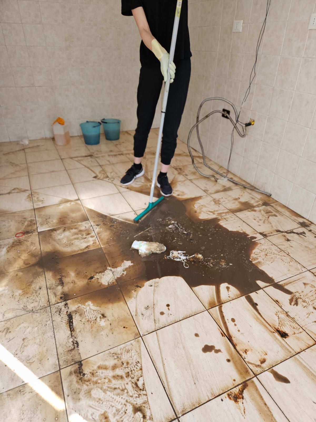 pulizie casa molto sporca