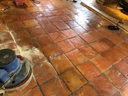 pulizie pavimenti esterni