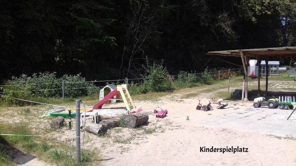 Pferdehof Dörsam - Kinderspielplatz