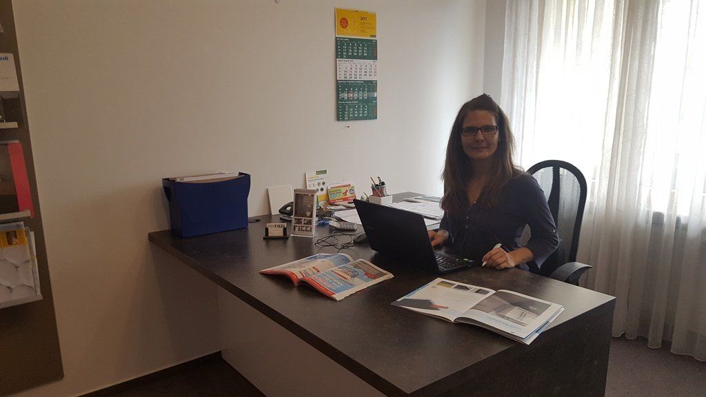 Frau Alexandra Rizzi Büro rizzi - Die Fliesenlegerei