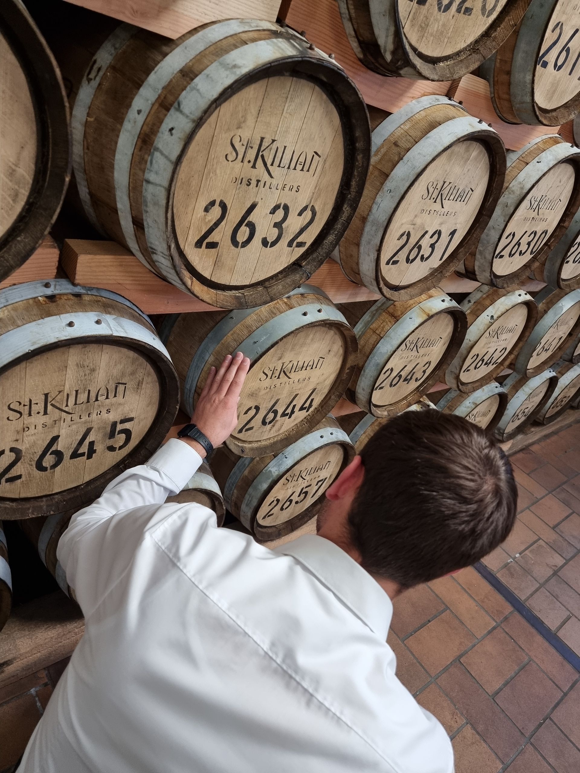 Besichtigung des Fasslagers bei St. Kilian