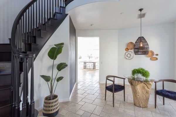 Travertino e Pareti Bianche