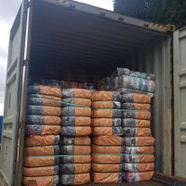 USED CLOTHING COMPANY HIGH-QUALITY SECONDHAND CLOTHES