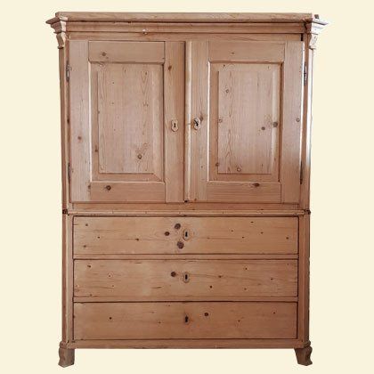 Dresser with top