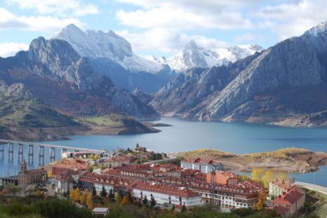 Fiordos Leoneses de Riaño