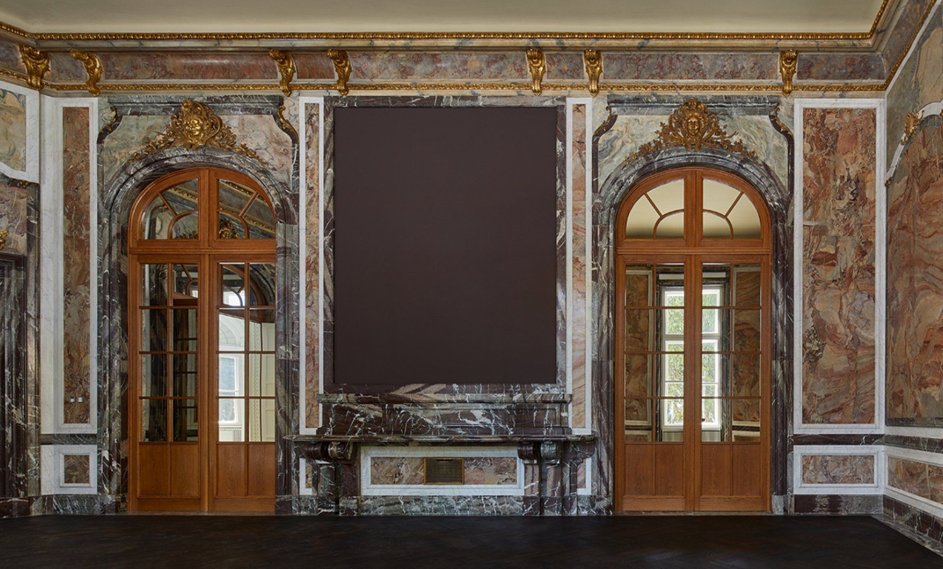 Historisches Foyer Palais Oppenheim – modernes Beleuchtungskonzept für Gäste und Veranstaltungen