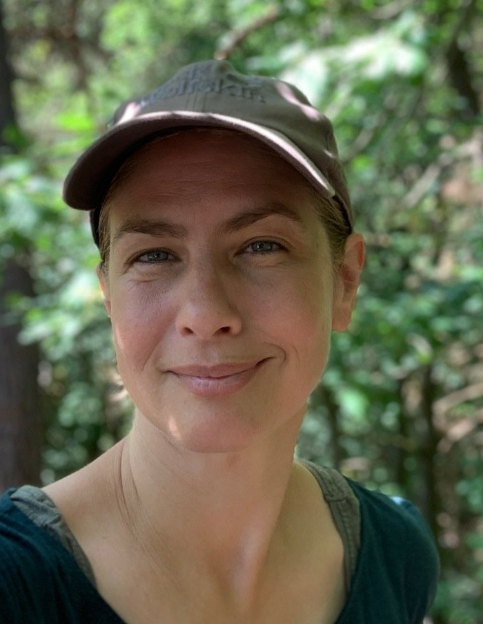 Besinnungsraum Maria Hubert Lehrerin für telepathische Kommunikation und Beziehungsbewusstsein