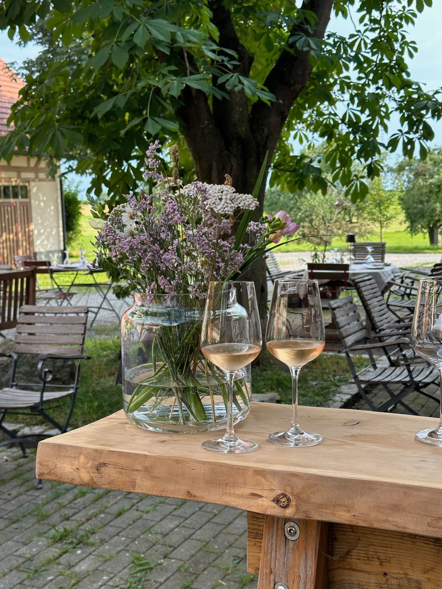 DeinWeinsinn Events im Gestüt der Liebe, Menzenweiler.