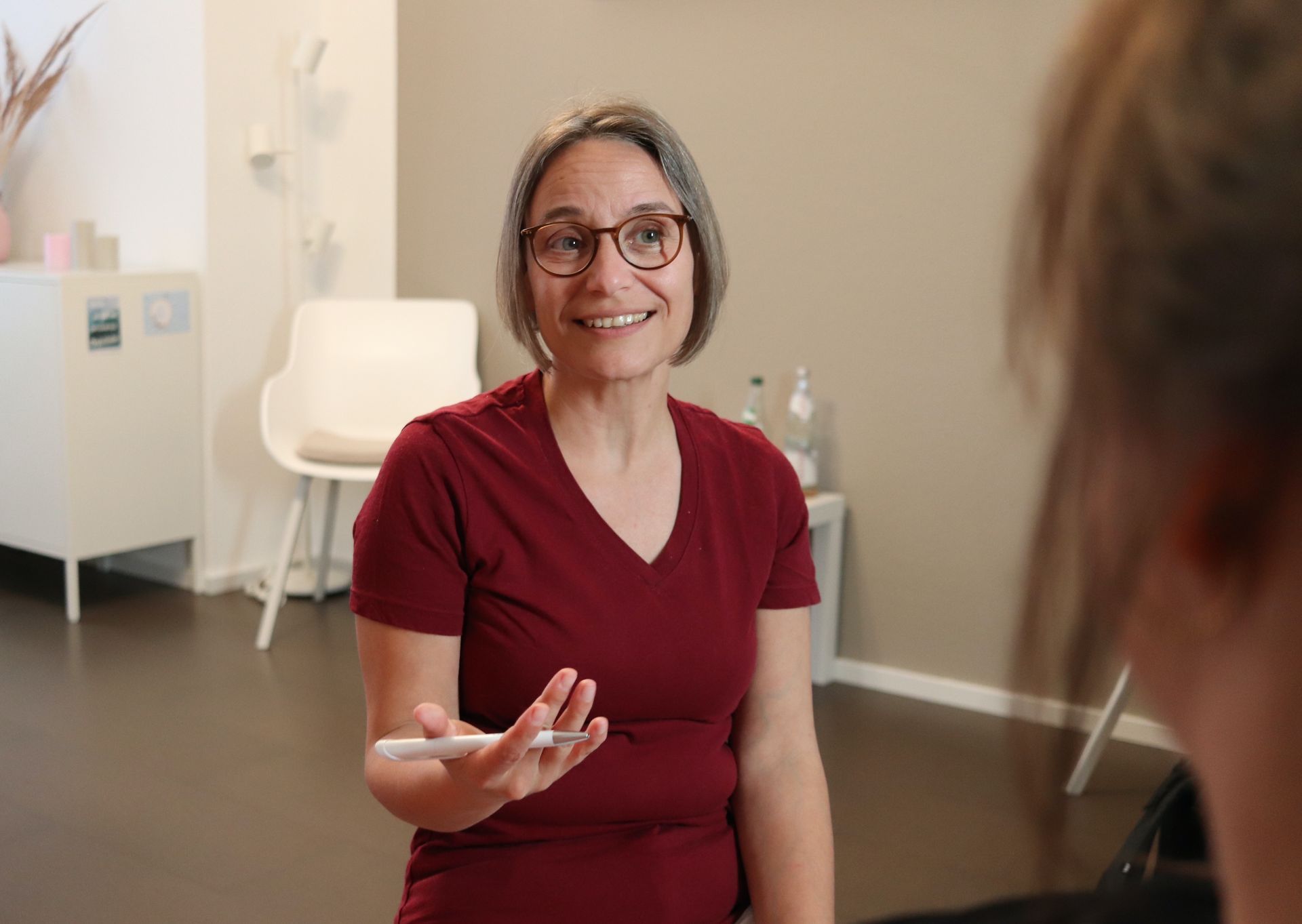 Gespräch während einer Hypnosesitzung