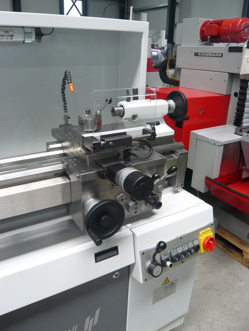 Weiler Praktikant VC ; www.hw-maschinen.de