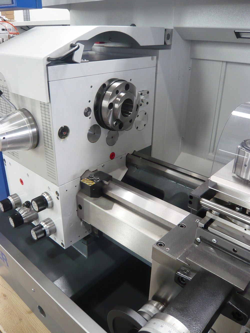 gebrauchte Drehmaschine, Weiler Commodor 230VCD, Heneka&Woll, hw-maschinen.de