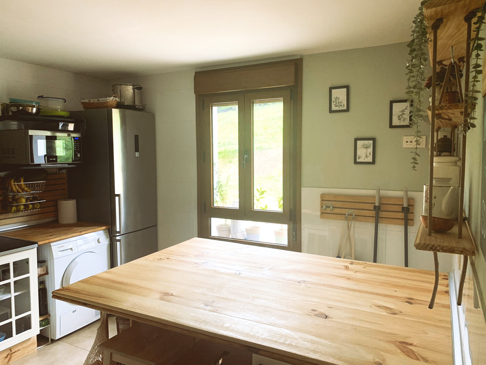 casa rural con jardí