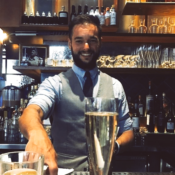 bartender casa rural infiesto alojamiento rural