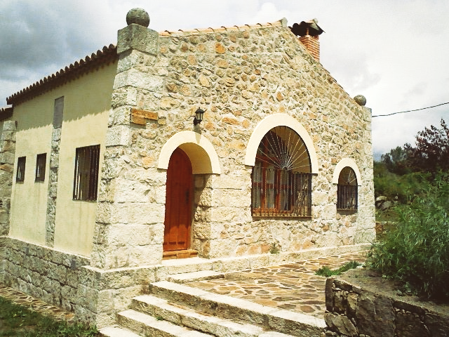 Iglesia Santa María de los Remedios en Cervera de Buitrago