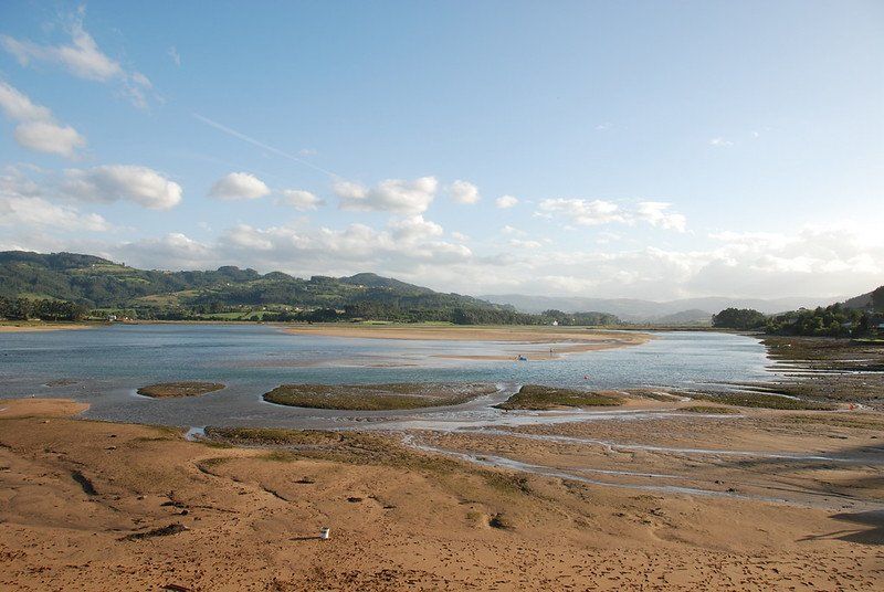 ría de villaviciosa en Asturias