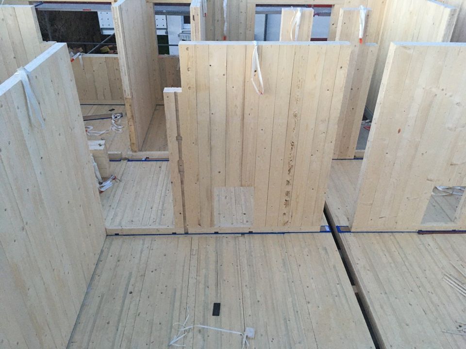 Häuser aus Massivholz - mhm Elemente Häuser aus Massivholz mit der MassivHolzMauer