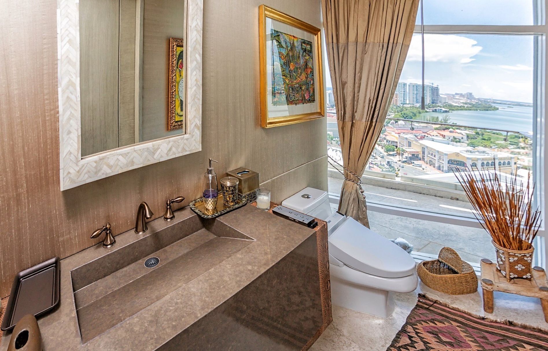 diseño baño apartamento lujo