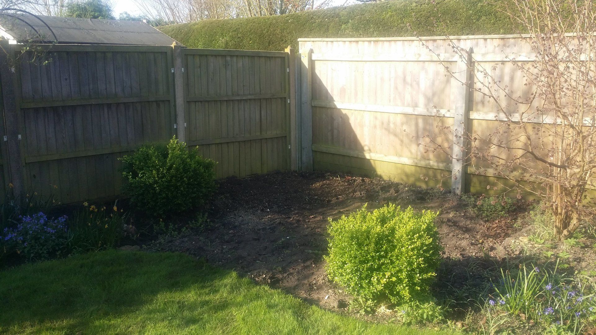 Stump grinding in tight space