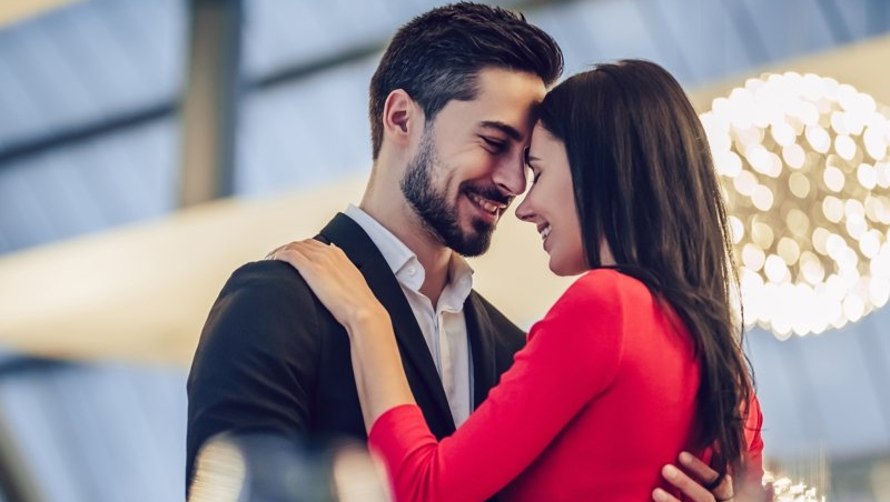 Zu unserem Gesellschaftstanz Angebot Gesellschaftstanz KULT Studio Augsburg