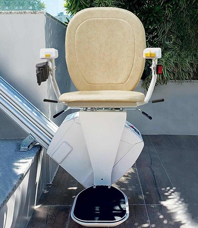 Innolift Treppenlift Bespoke Synergy Outdoor Innolift Treppenlift Bespoke Synergy Outdoor