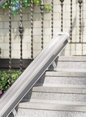 Innolift Treppenlift Acorn 130 Outdoor