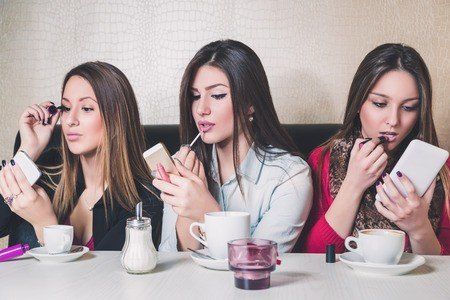 atelier maquillage entre filles