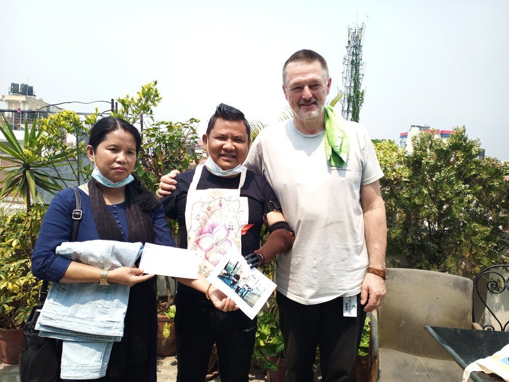 Helping hands Spende