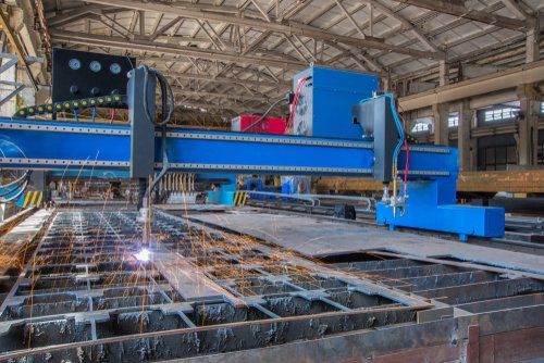 Schneiden, Metallverarbeitung, Industrieberatung_mittelstand_Investitionsgüter_Zuschüsse_Fördermittel_becker-4punkt0