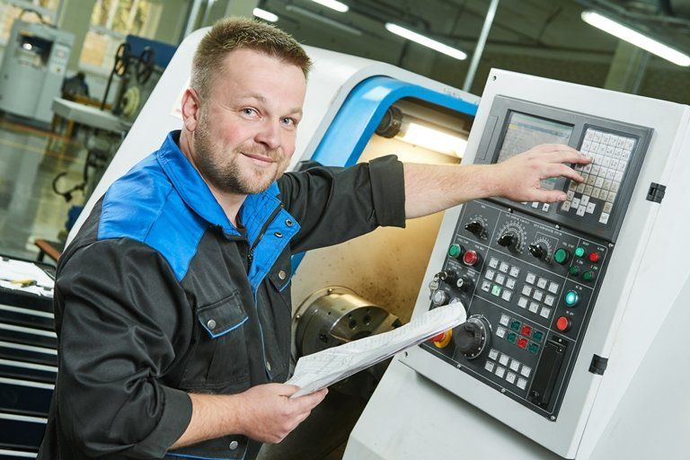 Industrieberatung, Prozessoptimierung, Industrie 4.0, Metallverarbeitung, 4.0 Galvanik und Lackierung, 4.0-Bedrucken, 4.0 Elektronikproduktion, 4.0-Montage, 4.0-Metallverarbeitung, 4.0-Spritzgussfertigung, 4.0-Logistik, Projektmanagement, Investitionsgueter Beratung, Zuschuesse und Subventionen, Marketing Beratung