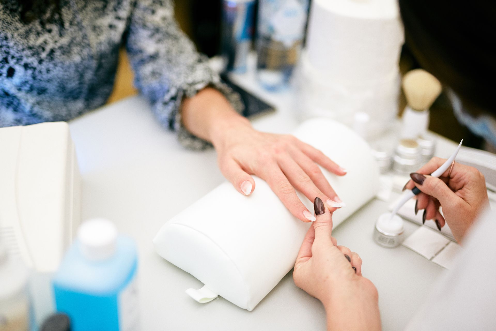 Nagelmodellage und Nageldesign Kurs