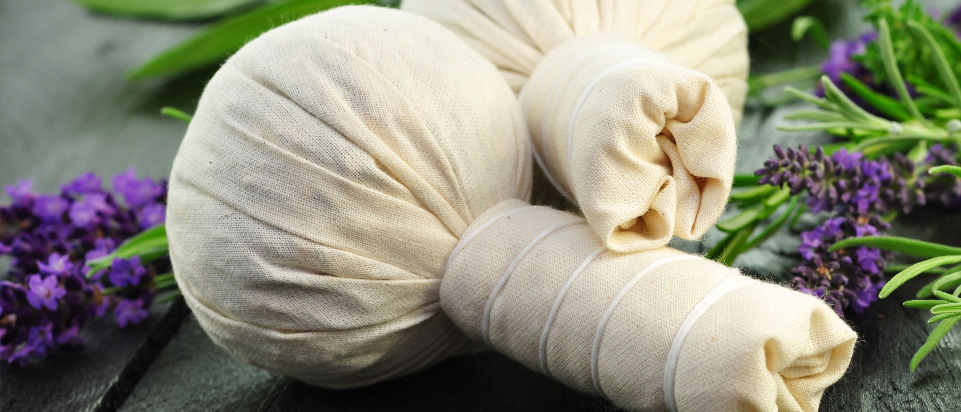 Kräuterstempel Massage Kurs