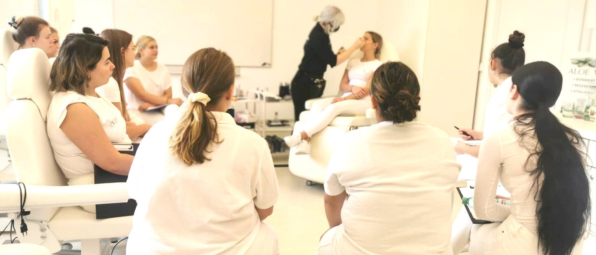 Praktische Ausbildung Kurs Make Up Artist